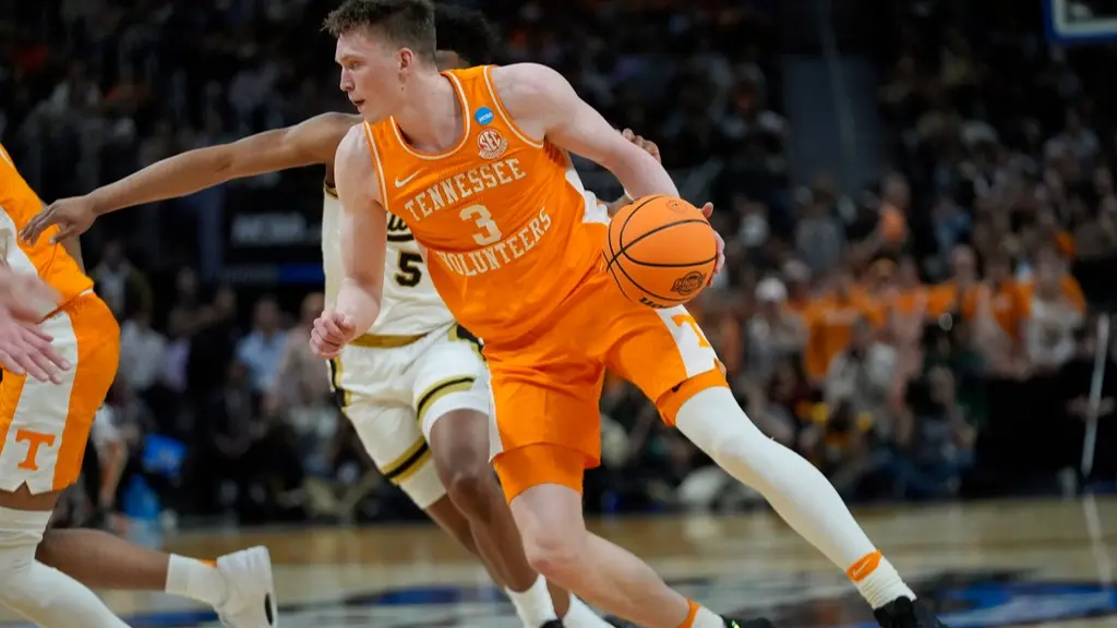 NBA Draft: Los Angeles Lakers add Dalton Knecht, Sacramento Kings grab Devin Carter Los Angeles Lakers draft Dalton Knecht