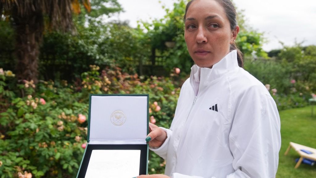 Wimbledon Players Get A Participation Trophy, A Silver Plaque ...