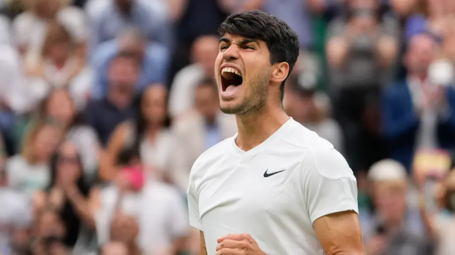 Carlos Alcaraz Holds Off Ugo Humbert In 4 Sets To Reach Wimbledon Quarterfinals Carlos Alcaraz reaches Wimbledon Quarters