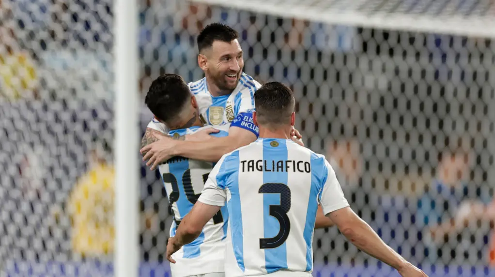 'Never Stops Delivering...': Lionel Messi Lauded After Historic Hat-Trick Against Bolivia in 6-0 Win Lionel Messi