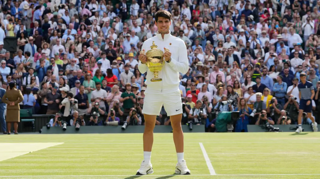 ‘A Little Bit of Roger, Rafa, Novak’: Ravi Shastri Showers Euphoric Praise on ‘King’ Carlos Alcaraz Carlos Alcaraz