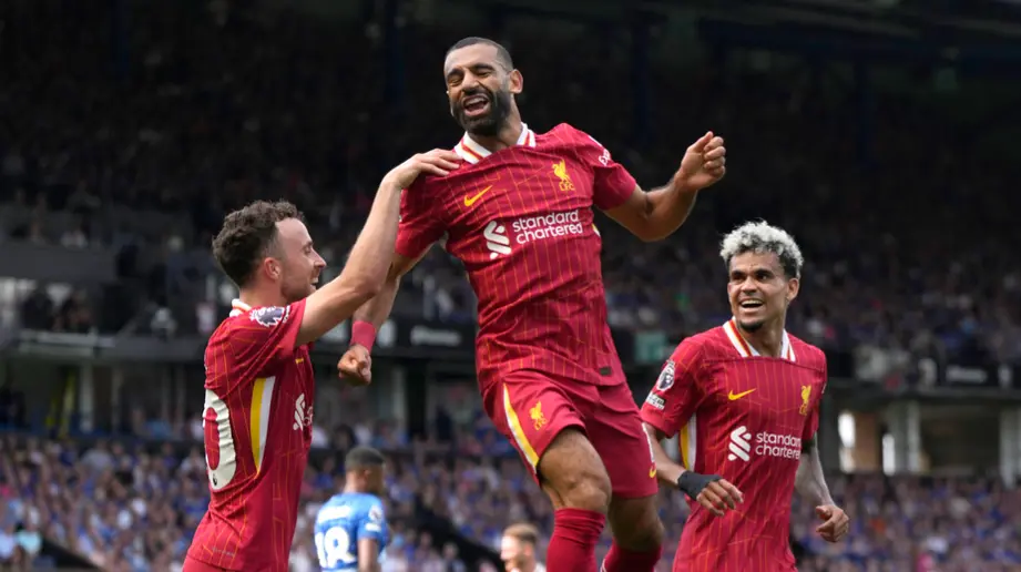 Mo Salah Dazzles For Liverpool With A Goal And Assist In Premier League Opener Setting New Record Mo Salah Dazzles For Liverpool With A Goal And Assist In Premier League Opener Setting New Record