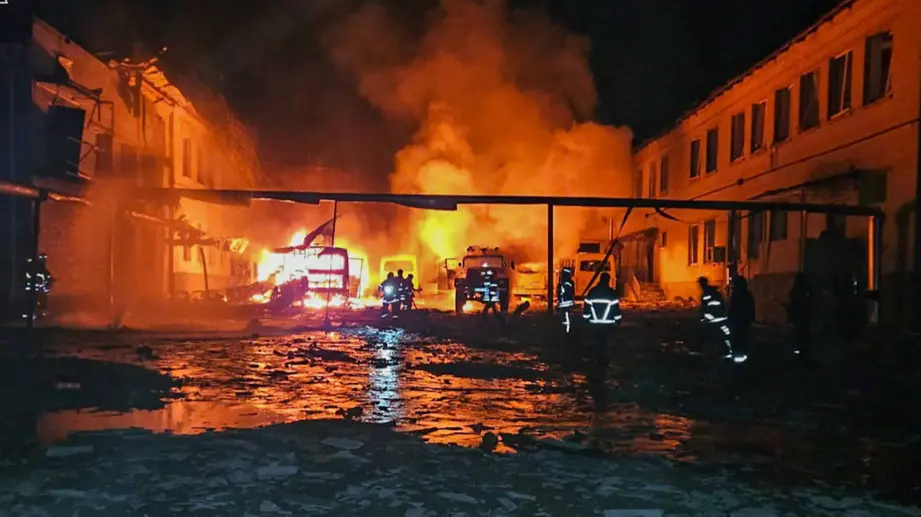 Russia and Ukraine Trades Aerial Attacks Amid Proposed Ceasefire Talks