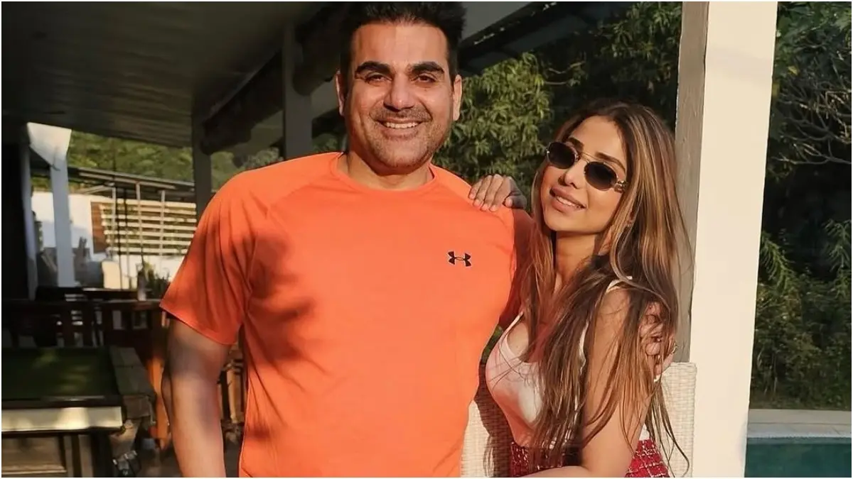 Arbaaz Khan, Sshura Khan Turn Coy As They Spot Paparazzi Outside Clinic Amid Pregnancy Rumours Arbaaz and Sshura Khan married in December 2023