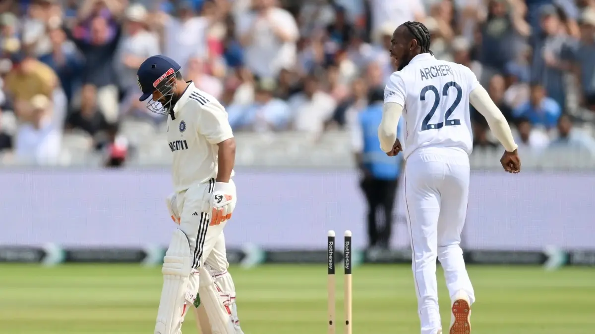 Jofra Archer Gives Rishabh Pant a Mouthful While Send-Off After Clean Bowling Him at Lord's | WATCH VIDEO Archer gives Pant a send-off
