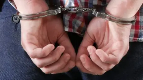 कोलकाता पुलिस एसटीएफ ने दो व्यक्तियों को हिरासत में लिया, 10 आग्नेयास्त्र जब्त arrest