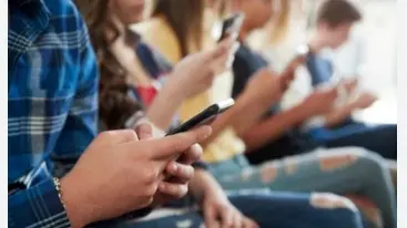 New York to Ban Cell Phones in Schools Citing ‘Impact on Education’ New York