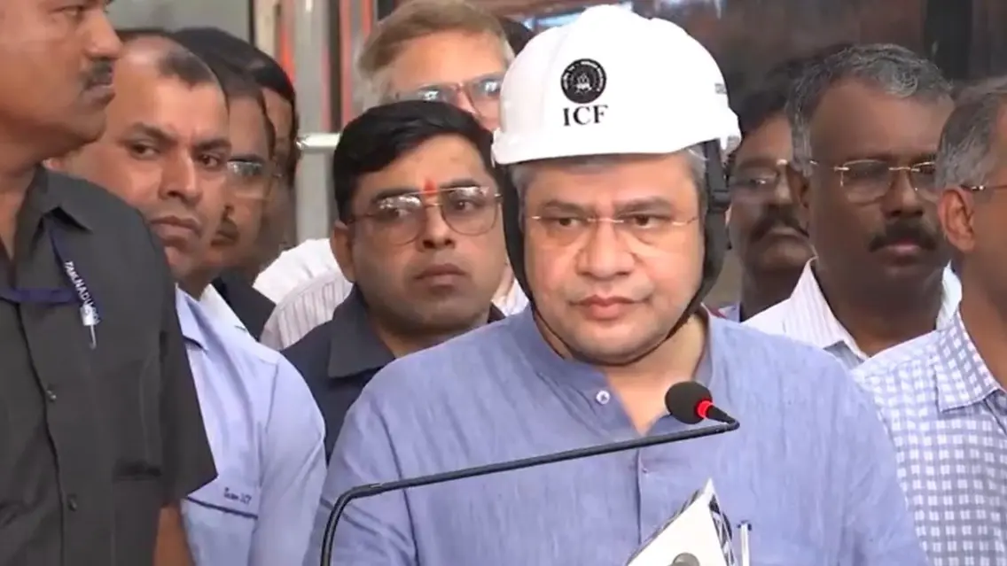 Indian Railways to Build 50 Amrit Bharat Version 2.0 Trains in Two Years: Ashwini Vaishnaw Ashwini Vaishnaw