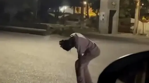 Video: Girl Walks in a 'Zombied Manner' on Streets of Amritsar, Netizens Call Her ‘High On Drugs' Amritsar