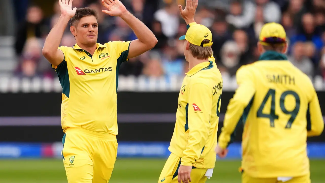 Australia wins toss and chooses to bowl in deciding one-day international against England Australia Cricket Team