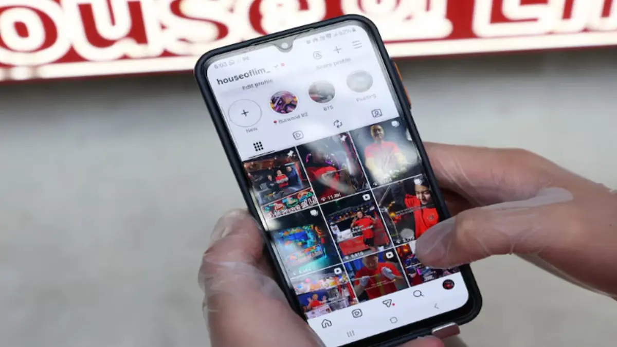 Australia’s Teen Social Media Ban Pushes Content Creators to Look Abroad