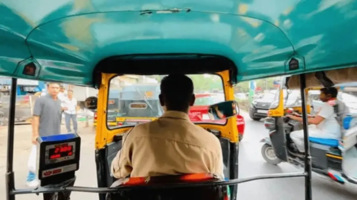 Bengaluru Man Leaves Without Paying Auto Driver