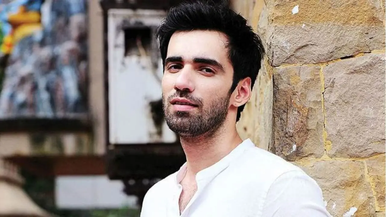 Avinash Tiwary Reacts To Fan Secretly Recording Him At The Gym, Netizens Divided After Laila Majnu Actor Quips, 'Wasn’t Part of My Fitness Plan...' Avinash Tiwary Reacts To Fan Secretly Recording Him At The Gym