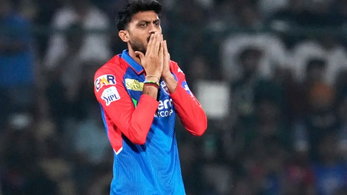 Axar Patel during IPL 2025