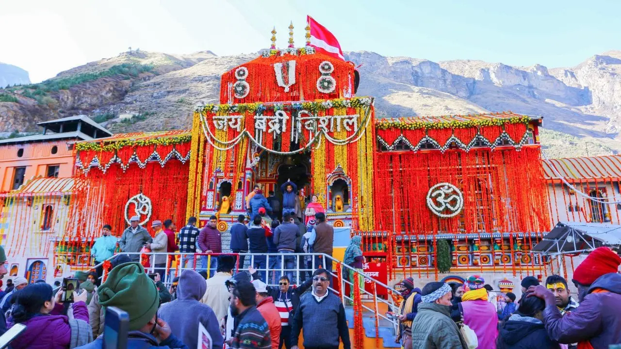 Badrinath Dham door closing