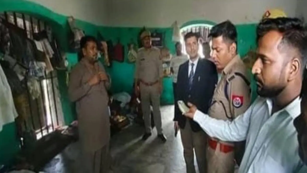 Balrampur former MP Rizwan Zaheer Lalitpur district jail VIP treatment