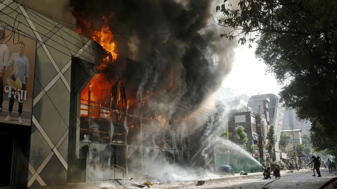 Bangladesh Unrest Claims 135 Lives in Single Day as Protestors Celebrated Sheikh Hasina's Exit Bangladesh Unrest: 130+ Killed in Violence After Hasina Resigns