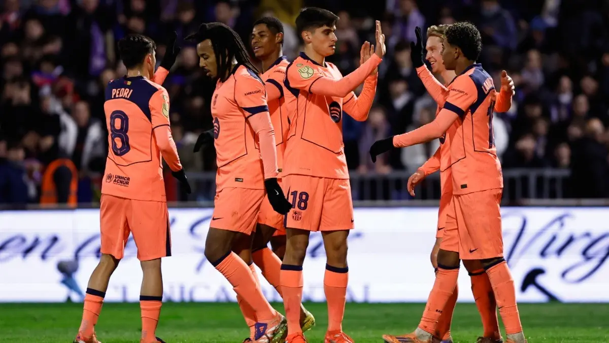 Barcelona's Marcus Rashford, third left, celebrates with his teammates after scoring against Guadalajara in Copa del Rey