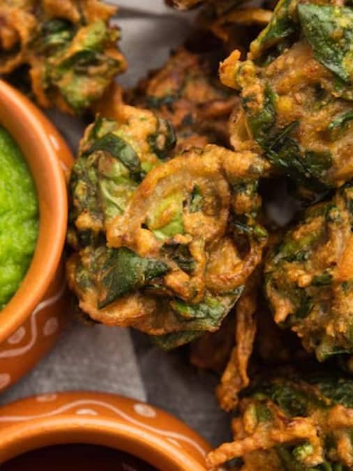 Bathua Pakora Recipe