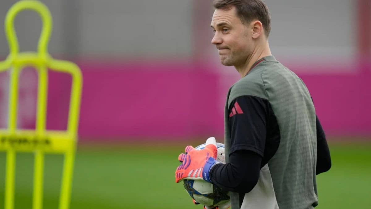 Bayern Munich goalkeeper Manuel Neuer