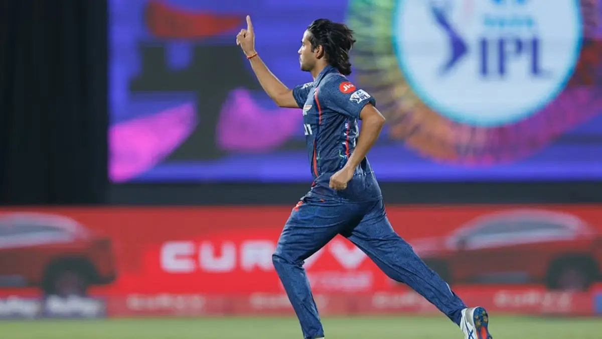 'We Know What Virat Kohli Did….’ - Sunil Gavaskar Lambastes LSG Bowler Digvesh Rathi Over 'Notebook' Celebration BCCI fines LSG bowler Digvesh Singh Rathi