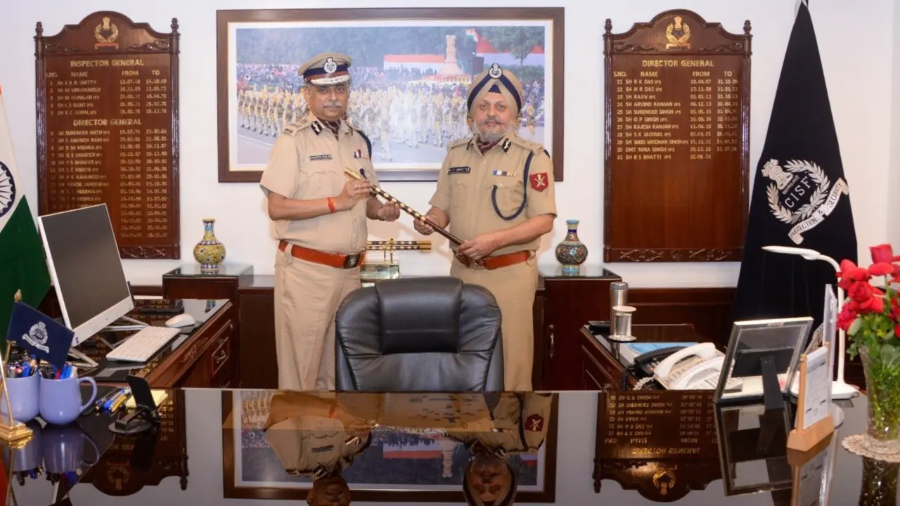 Praveer Ranjan assumes charge as Director General, CISF