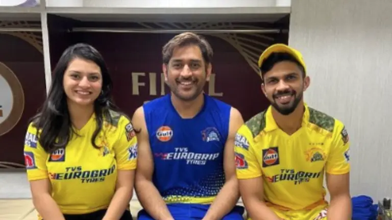 Ruturaj Gaikwad with MS Dhoni