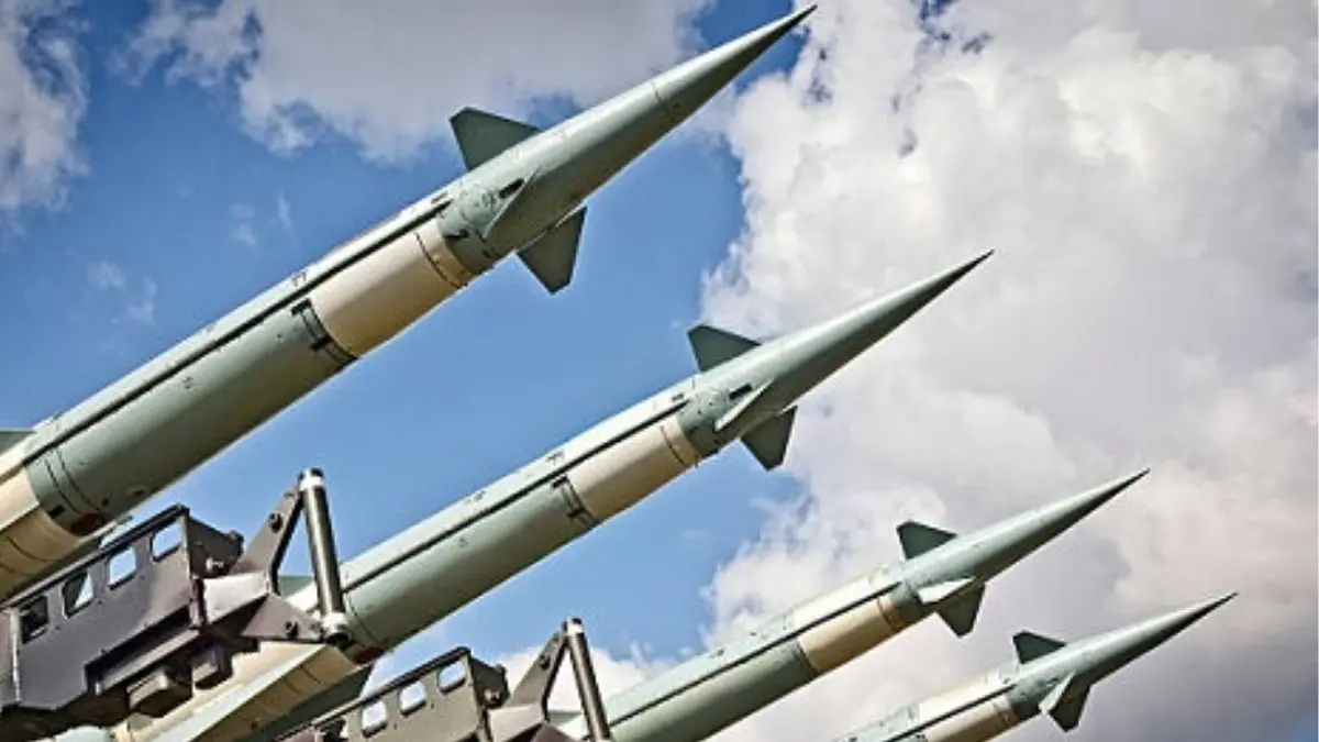 Defence PSU Stock Surges Above 2% Amid Weak Market & Israel-Iran Conflict BEL share price