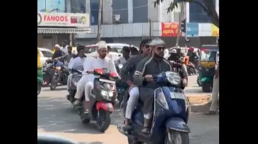 Bengaluru’s Traffic Rules Meant to be Broken? Netizens Question as Cops Look Away Bengaluru’s Traffic Rules Meant to be Broken? Netizens Question as Cops Look Away