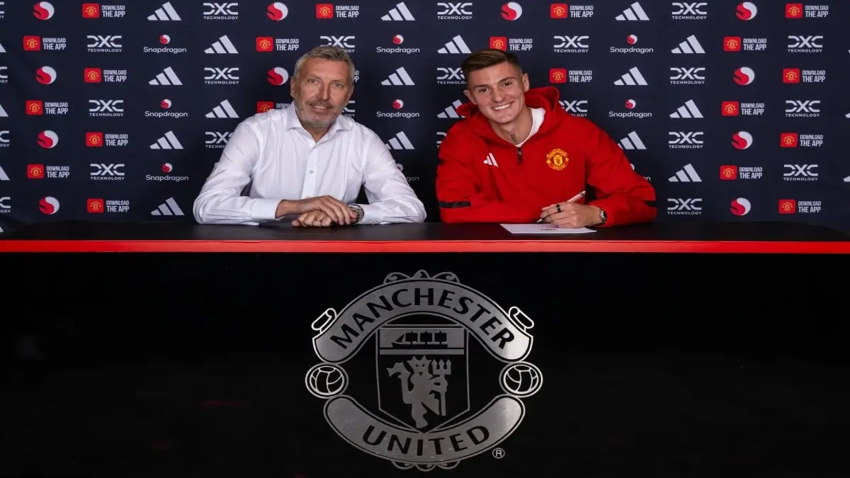 Benjamin Sesko joins Manchester United from RB Leipzig
