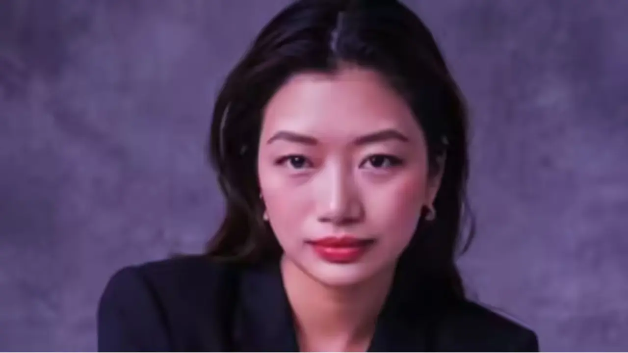 भारतीय महिला को शंघाई एयरपोर्ट पर 18 घंटे तक बंधक बनाए रखा