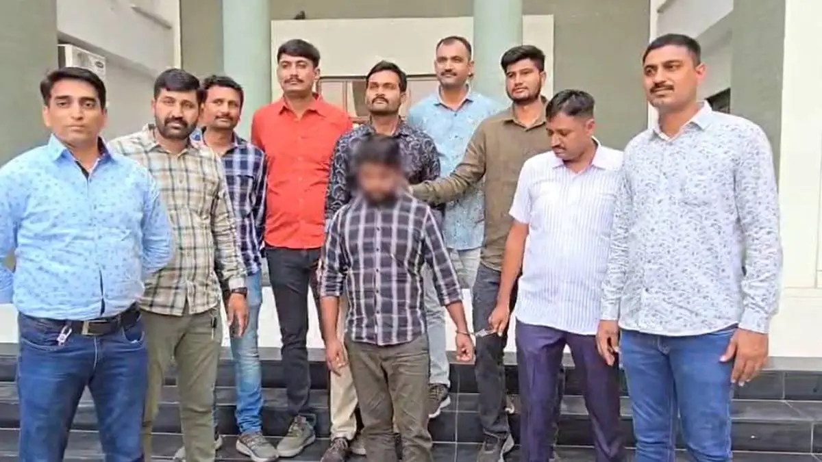 bharuch police solved sachin chauhan murder case, arrested close friend