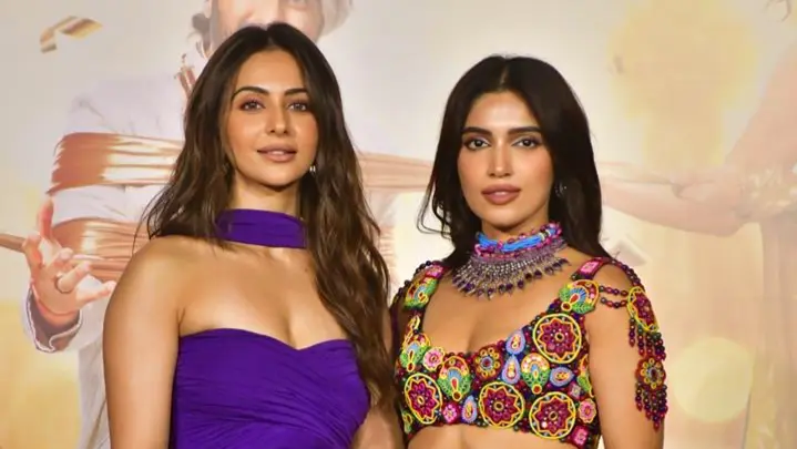 Bhumi Pednekar and Rakul Preet Singh at Mere Husband Ki Biwi