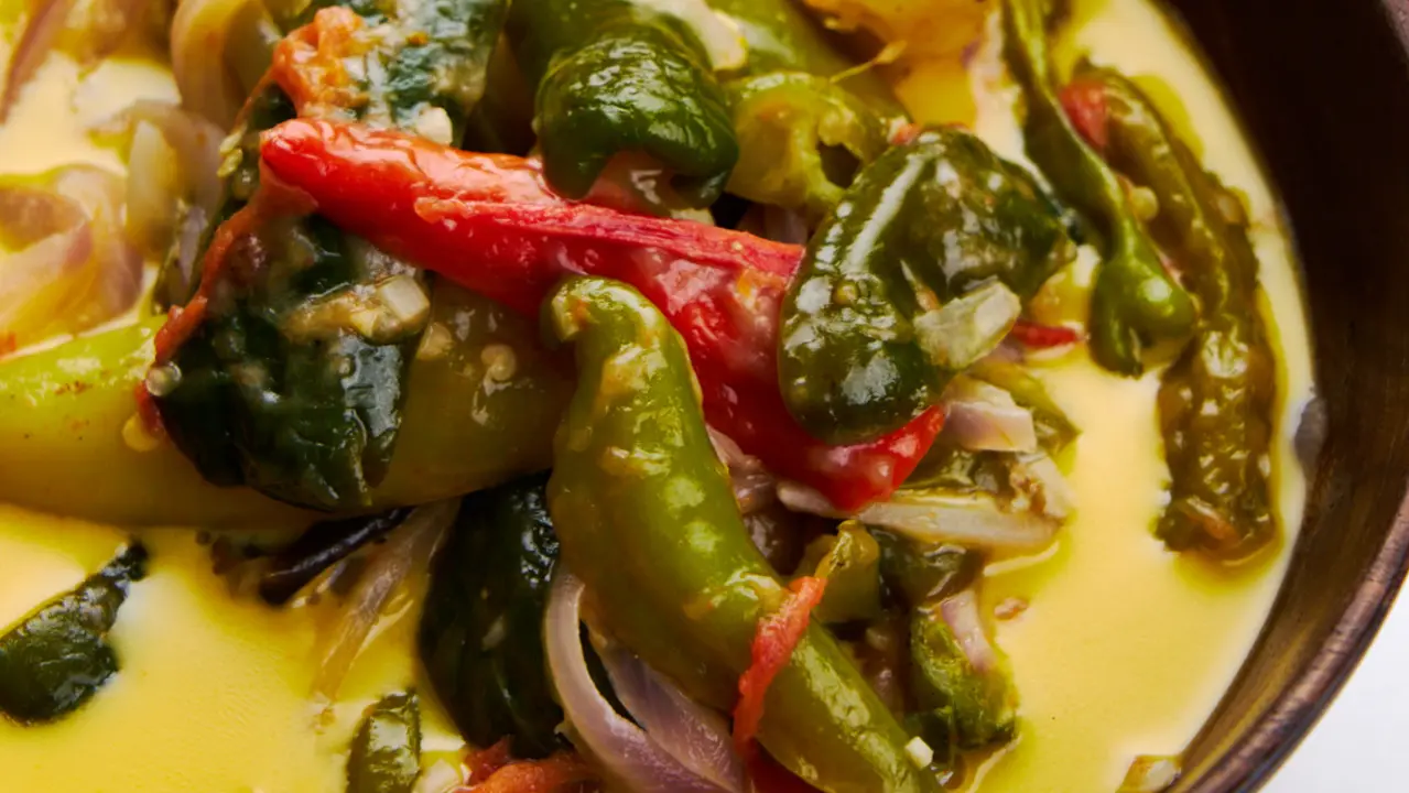 Explore The Fiery Flavours Of Bhutan’s National Dish Ema Datshi Bhutan National Dish Ema Datshi