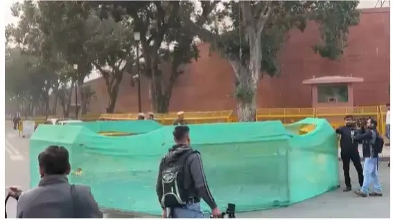 BIG BREAKING: Man Sets Himself On Fire Outside Parliament In Delhi