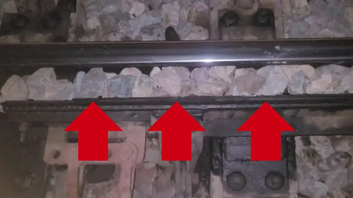 Conspiracy To Derail Train Foiled In Bareilly: Stones And Iron Angles Placed On Tracks