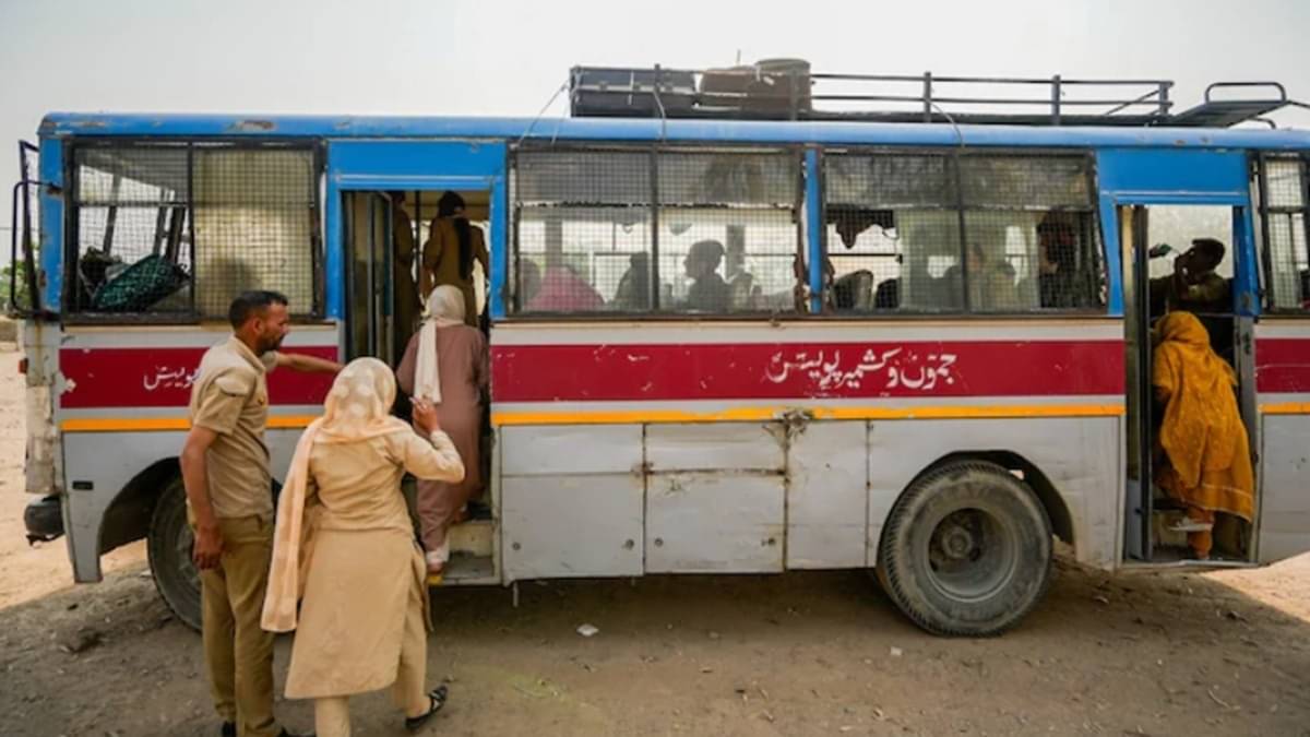 Big Standoff at Attari: Pakistan Refuses to Take Back Its Citizens