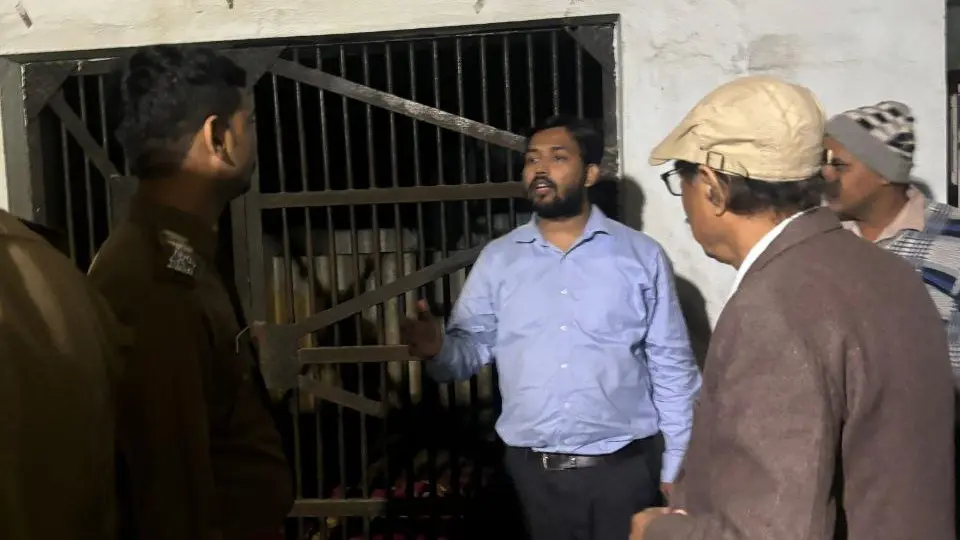 Patna police released Khan Sir