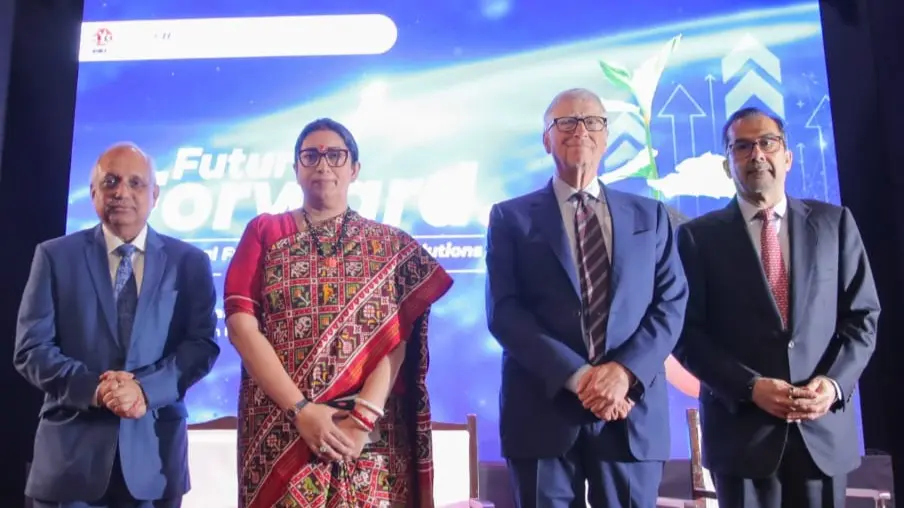 भारत सिर्फ अपने लिए ही नहीं बल्कि ऐसे समाधान तैयार कर रहा, जिनमें ग्लोबल हेल्थ और विकास को बदलने की क्षमता- बिल गेट्स Bill Gates, Smriti Irani