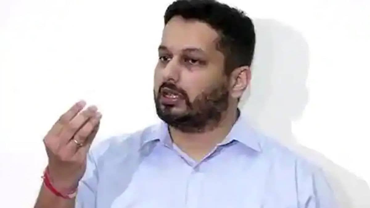 Birch Nightclub Fire: Former Goa CM's Son Utpal Parrikar Demands Strong Action Against Involved Government Officials