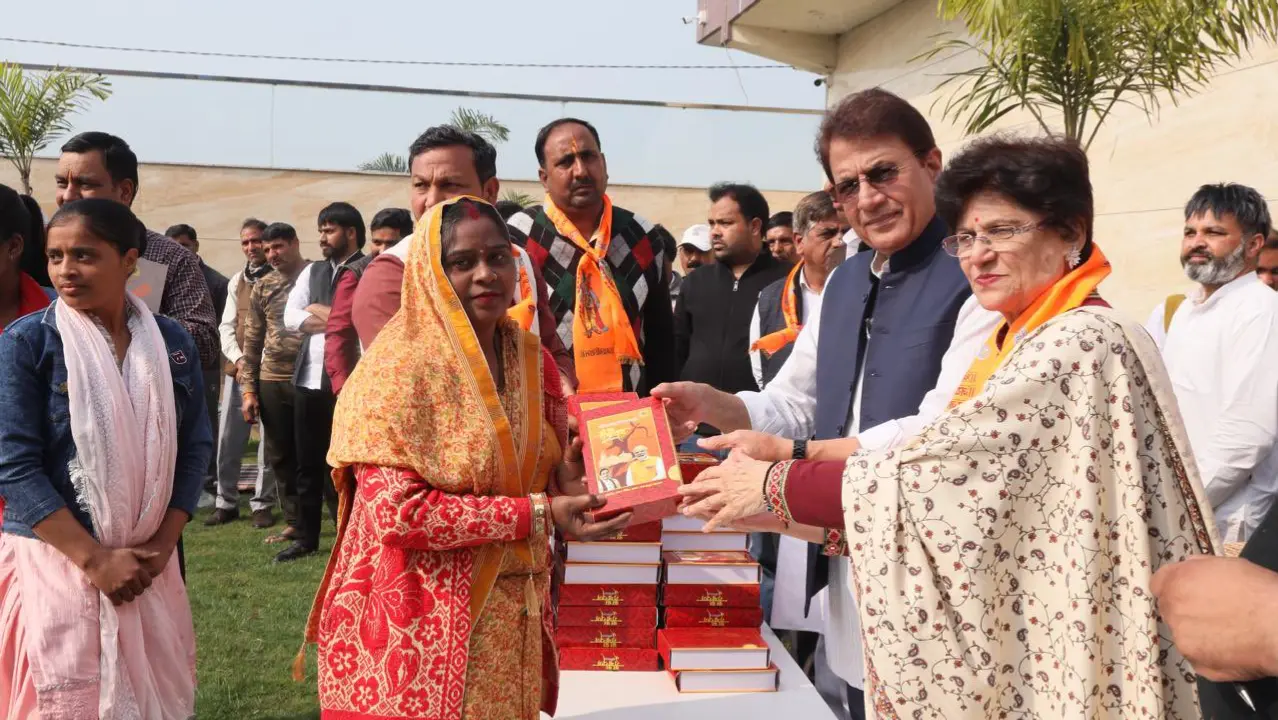BJP MP Arun Govil launches campaign to distribute 11 lakh copies of Ramayana