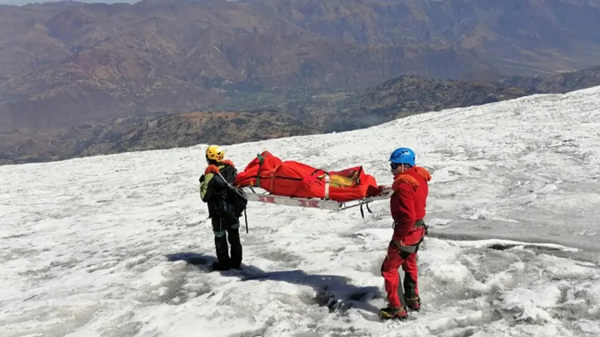 Frozen in Time: Missing American Mountaineer Found Mummified in Peru After 22 Years The mountains of northeastern Peru, including peaks like Huascaran and Cashan, are renowned destinations for mountaineers globally.