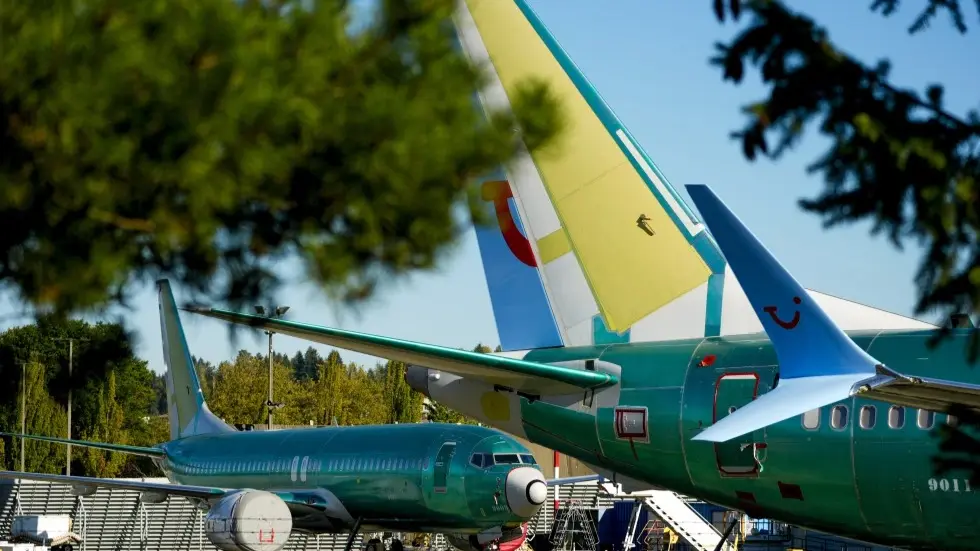 Boeing, Union Reach New Contract Proposal with 35% Pay Hike to End Strike Boeing, Union Reach New Contract Proposal with 35% Pay Hike to End Strike