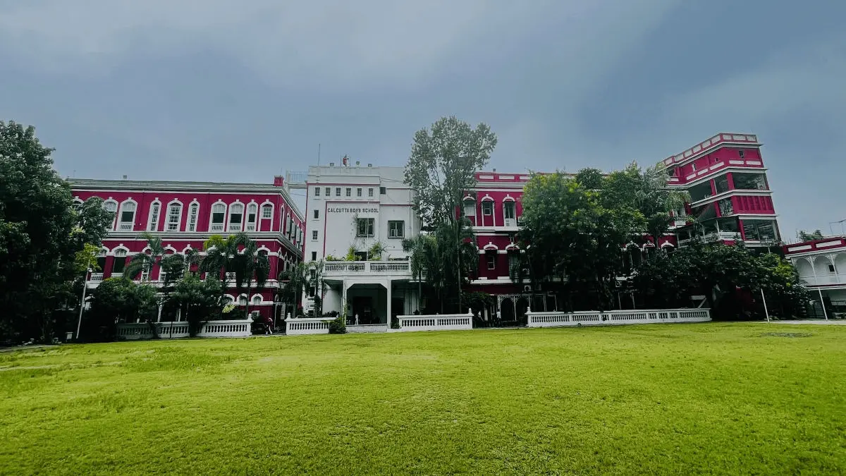 Bomb threat emails trigger panic at two schools in Kolkata.