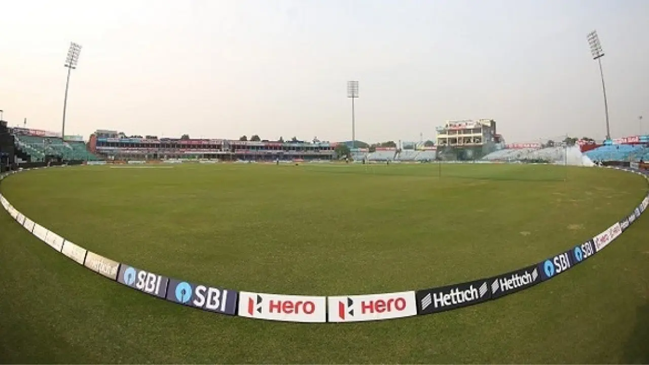 Bomb threat sawai mansingh stadium