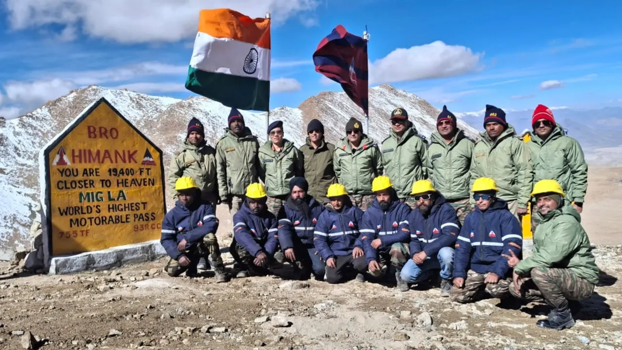 Border Roads Organisation (BRO) Unfurls Flag at World’s Highest Motorable Pass