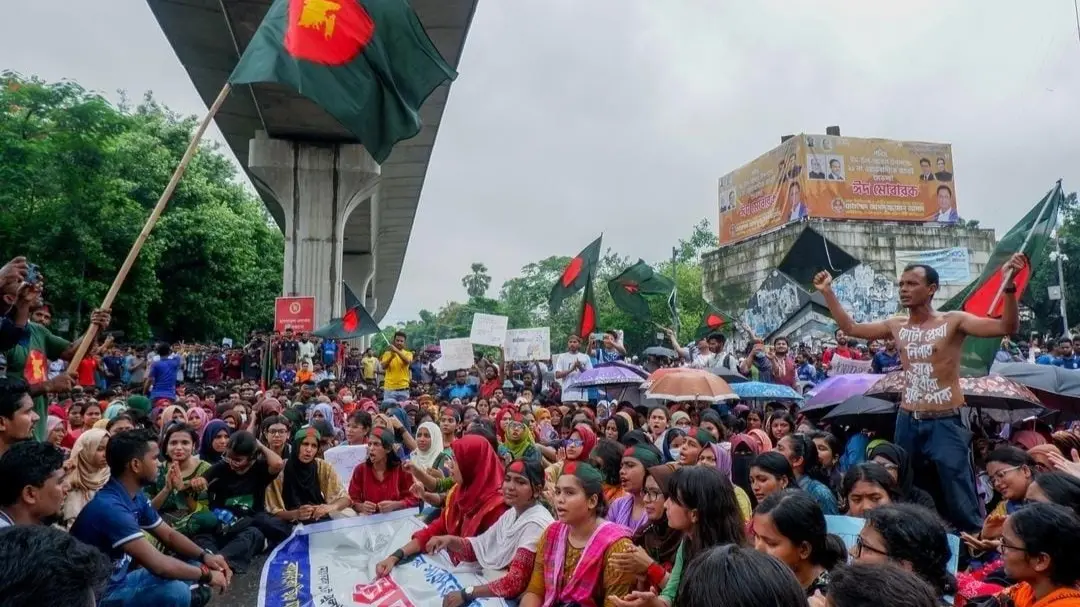 BREAKING: BSF Issues High Alert Along Indo-Bangladesh Border Amid Unrest in Dhaka