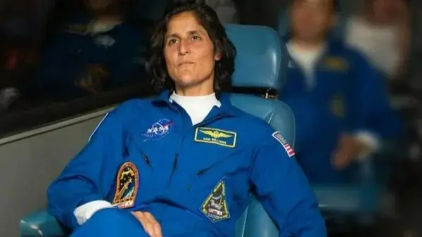 sunita williams return to earth has done spacewalk 9 times so far