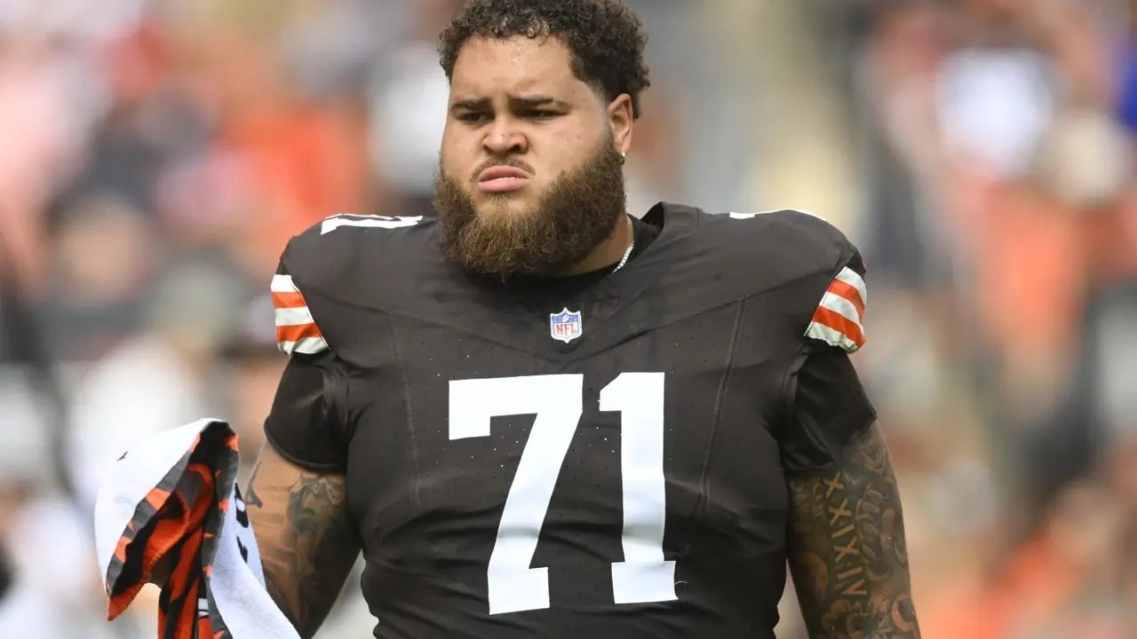 Browns place rookie Mike Hall Jr. on injured reserve. LT Wills downgraded to out with knee injury Browns place rookie Mike Hall Jr. on injured reserve