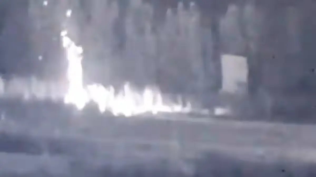 BSF Destroys Looni Terror Launch Pad in Pakistan’s Sialkot As Border Tensions Escalate | VIDEO BSF Destroys Looni Terror Launch Pad in Pakistan’s Sialkot As Border Tensions Escalate | WATCH